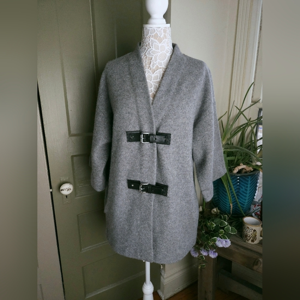 Michael Kors Grey Buckle Front Wool Sweater Coat Poncho Women's Medium